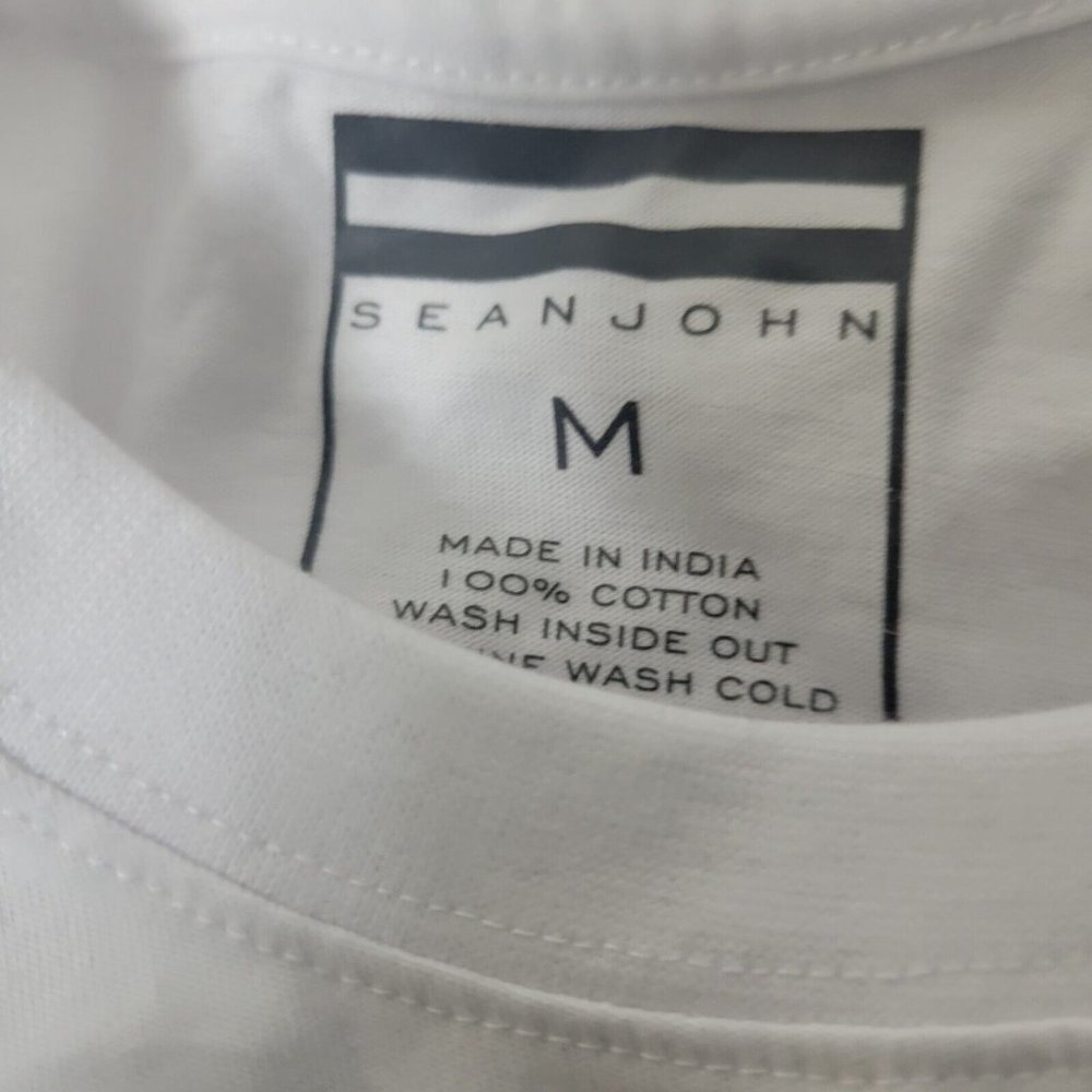 MEN'S Sean John Graphic Tshirt. Size Medium. New With Tags. - Picture 7 of 7